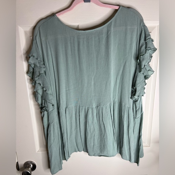 Mint Green Top with Flutter Sleeves size 4X - Picture 3 of 4
